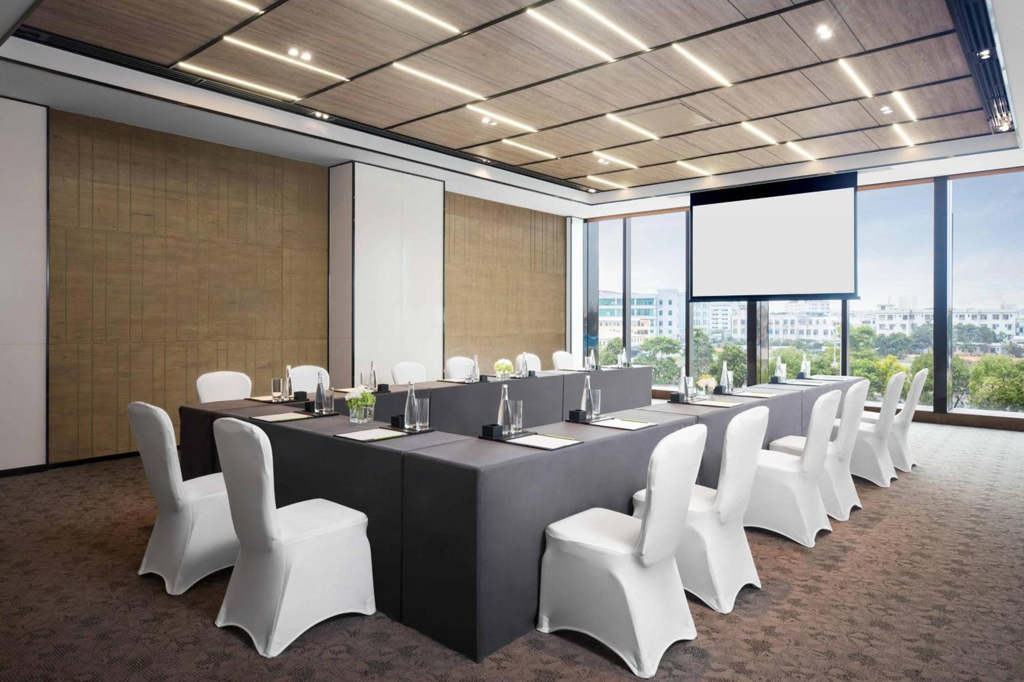 Courtyard By Marriott Shenzhen Bao'An Otel Dış mekan fotoğraf