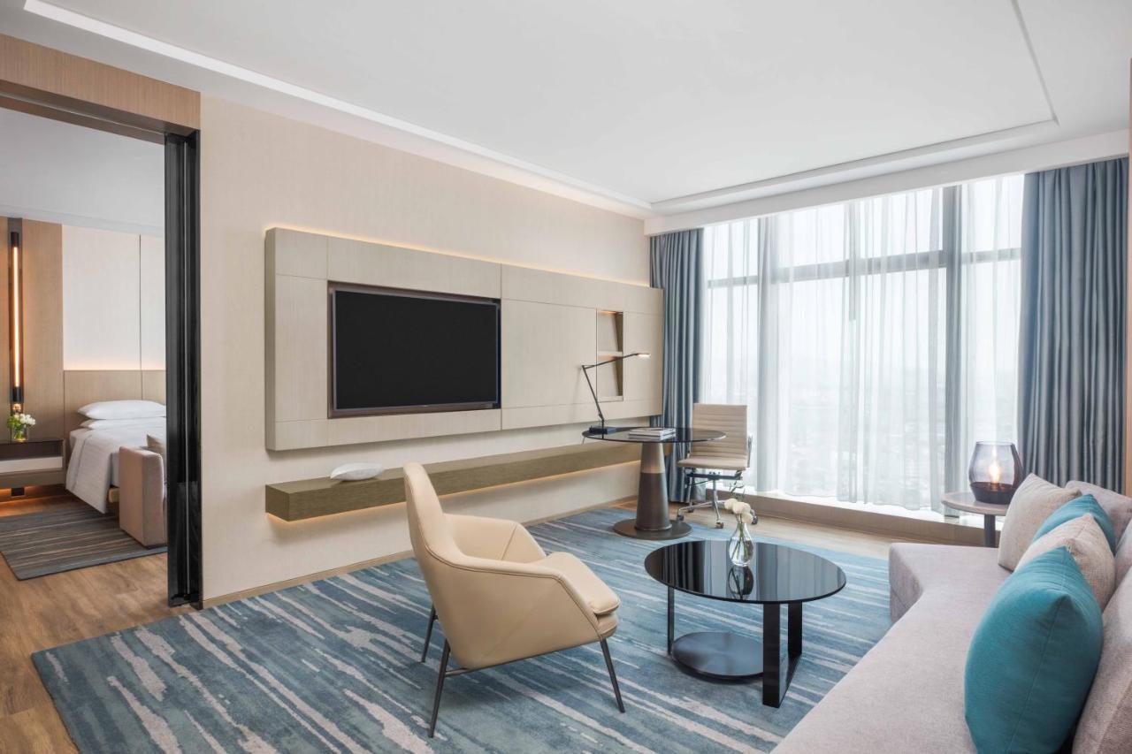 Courtyard By Marriott Shenzhen Bao'An Otel Dış mekan fotoğraf